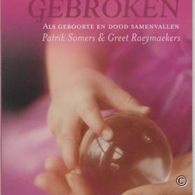 Cover van het boek In de knop gebroken